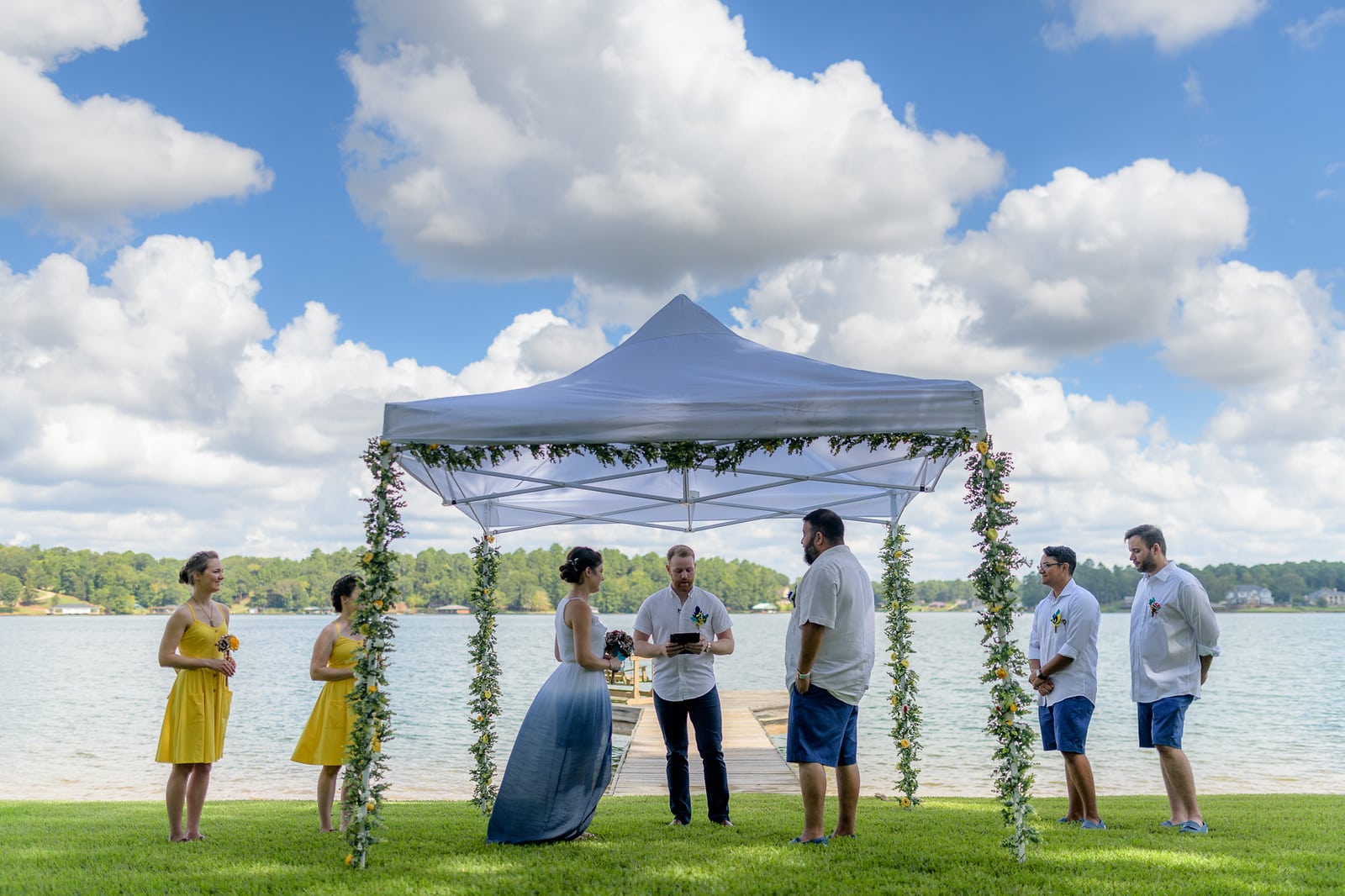 Lake Jacksonville casual backyard Wedding