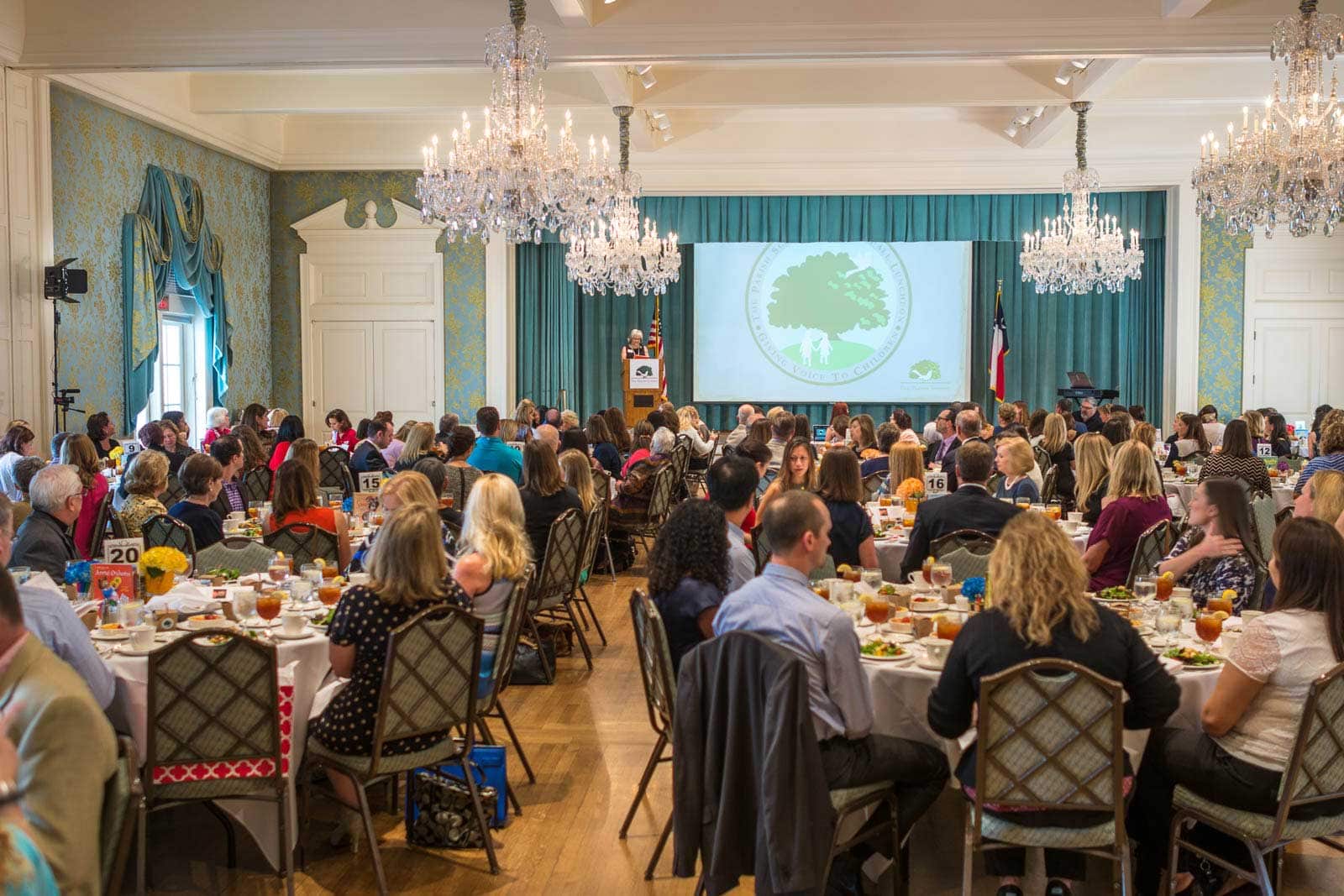 Parish School holds a luncheon for its members