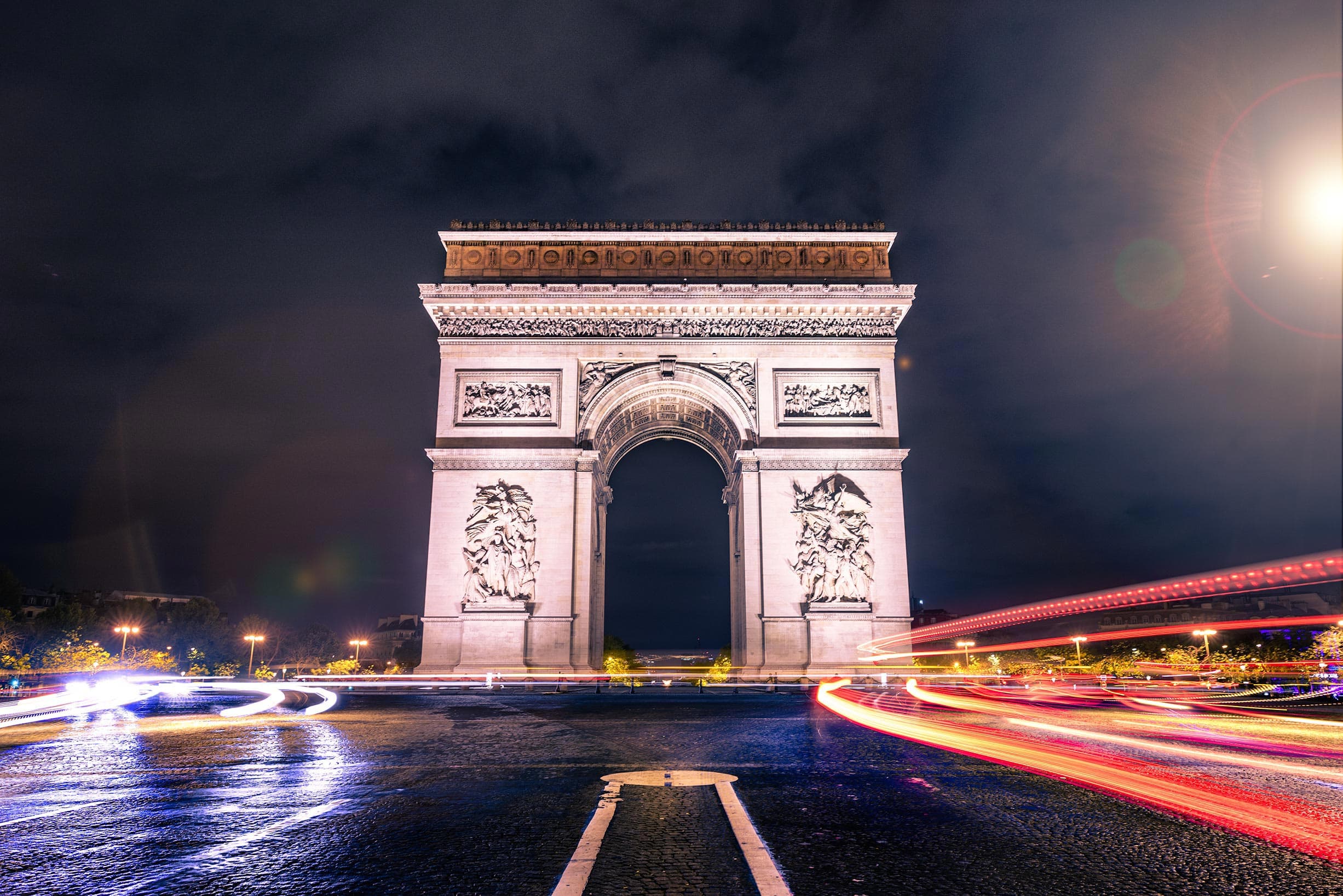 Arc de triomphe, paris, france.